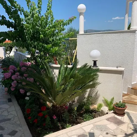 Appartement Rose 3 *